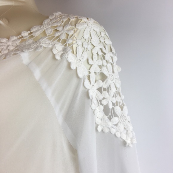 Christin Michaels White Blouse - Picture 3 of 6